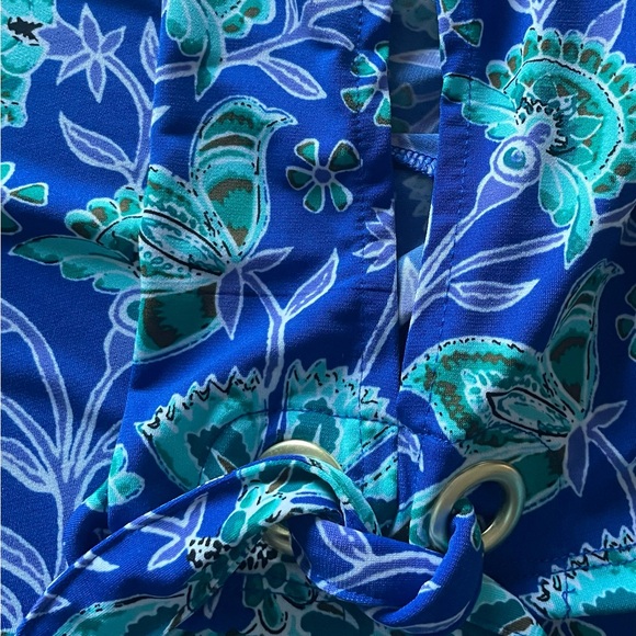 Blue and Green Relaxed Tie Front Blouse with 3/4 Sleeves - Picture 5 of 8